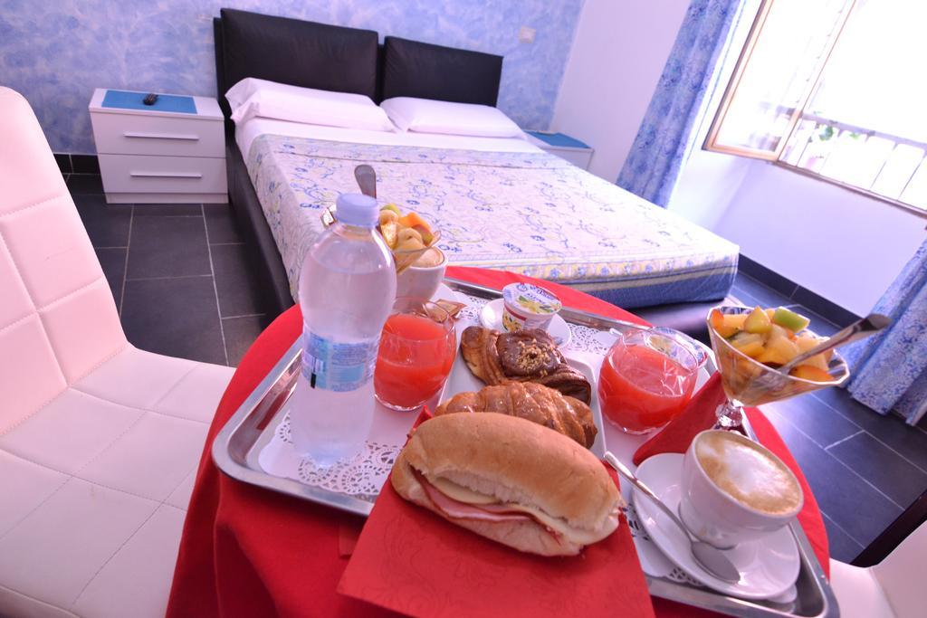 Gio' Suites Rome Bagian luar foto